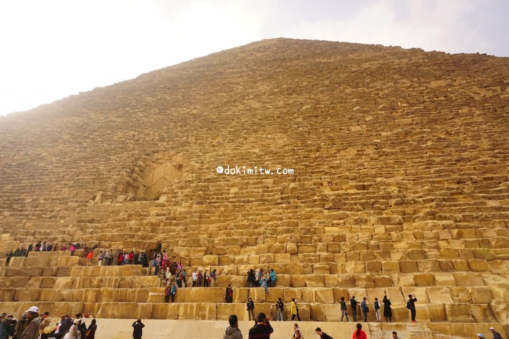 埃及/ 行程 DAY 3 開羅古文明巡禮- 『吉薩金字塔群』、『孟菲斯博物館』、『階梯金字塔』 | 多多君 • 日嚐讀旅